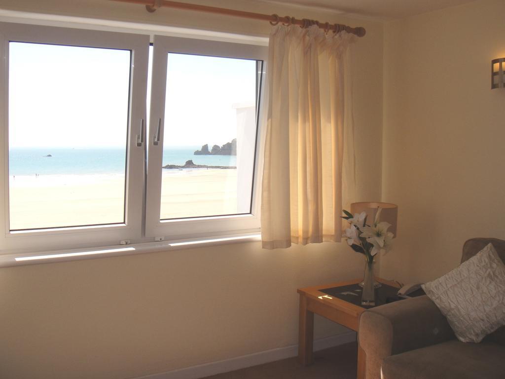 Beau Rivage Apartment St. Brelade Room photo